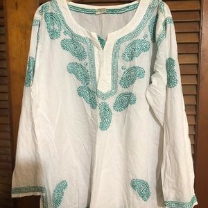 Cute boho embroidered top